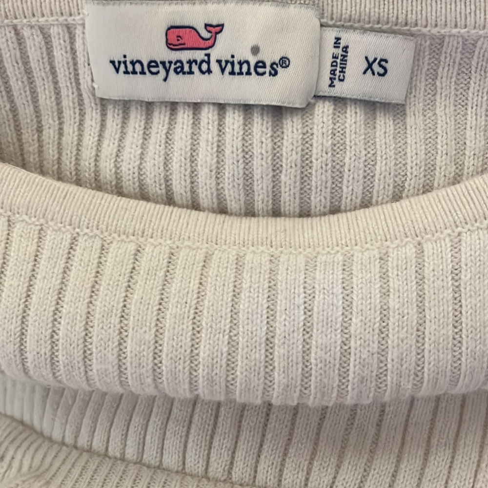 Vineyard Vines Ribbed short sleeved Ruffle Shirt - Picture 3 of 4
